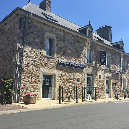 Auberge vallée de la douve L'Etang-Bertrand Esterno foto